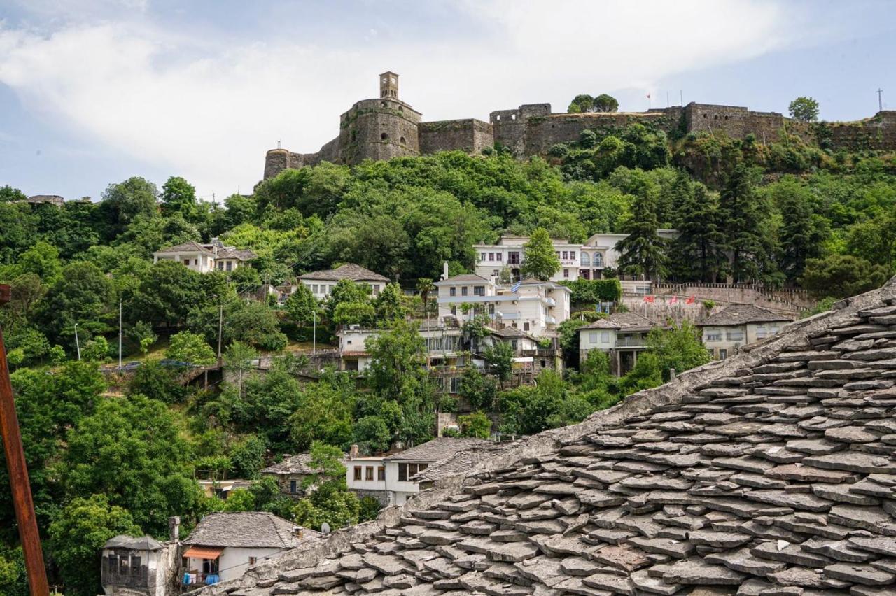 Cico Hostel &Private Room Gjirokastër المظهر الخارجي الصورة
