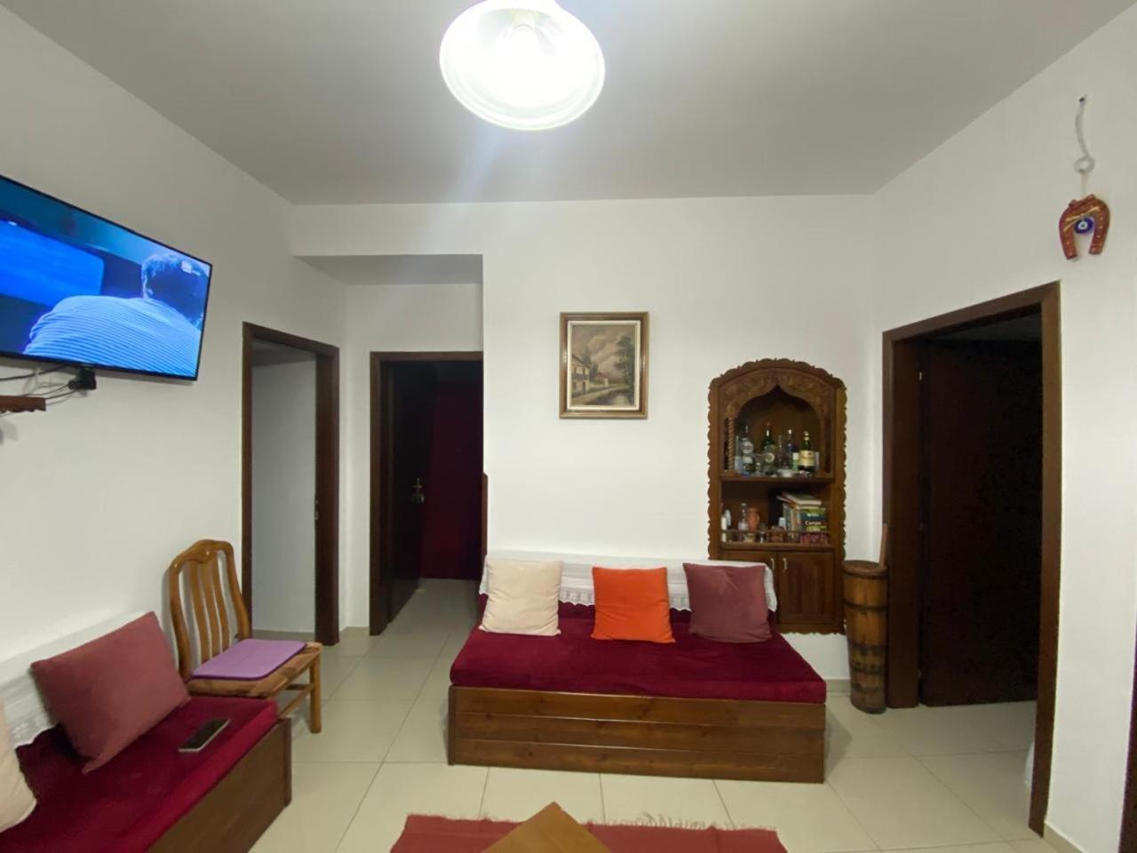 Cico Hostel &Private Room Gjirokastër المظهر الخارجي الصورة