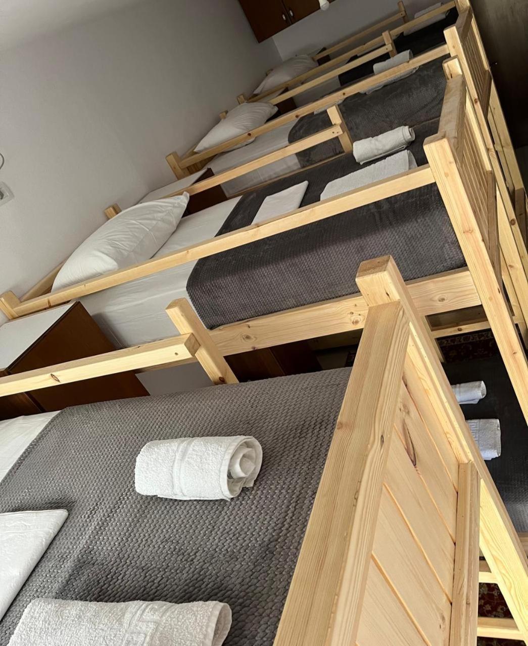 Cico Hostel &Private Room Gjirokastër المظهر الخارجي الصورة