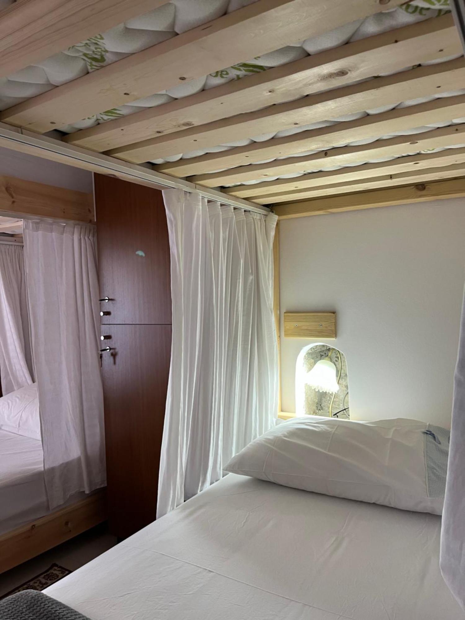 Cico Hostel &Private Room Gjirokastër المظهر الخارجي الصورة