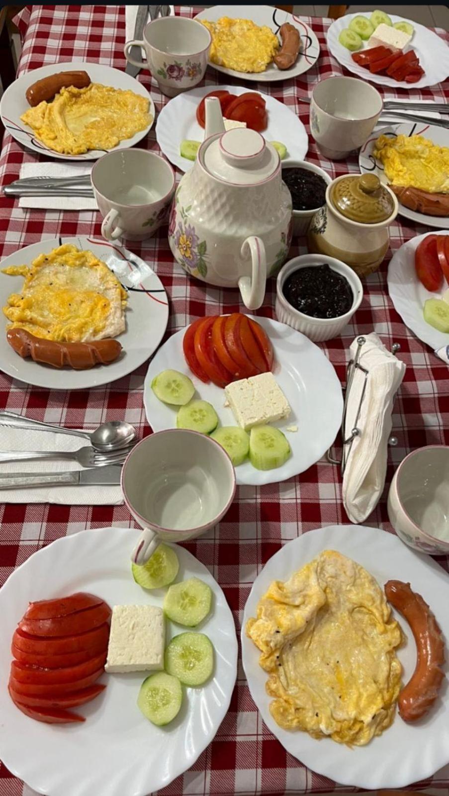 Cico Hostel &Private Room Gjirokastër المظهر الخارجي الصورة